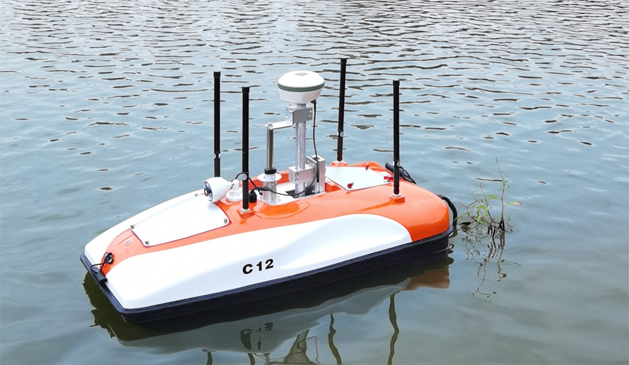 Wireless charging solution for unmanned surveying ship