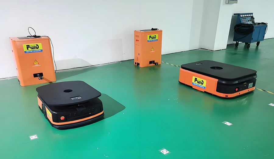 Intelligent warehousing new power AGV car intelligent automatic charging pile leads the future logis